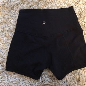 Lululemon Align 4inch shorts